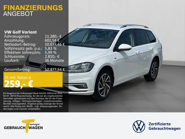 Volkswagen Golf Variant en vente chez une concession Allemagne