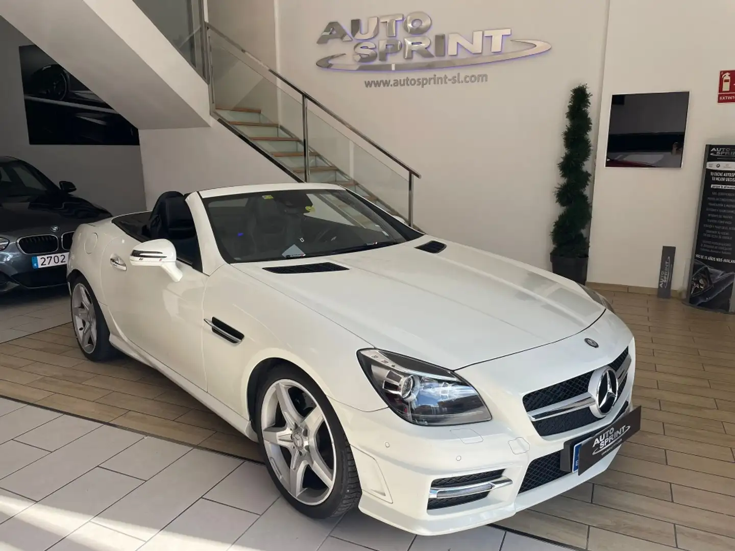 Mercedes-Benz SLK 250 CDI BE AMG Line 7G Plus Белый - 1