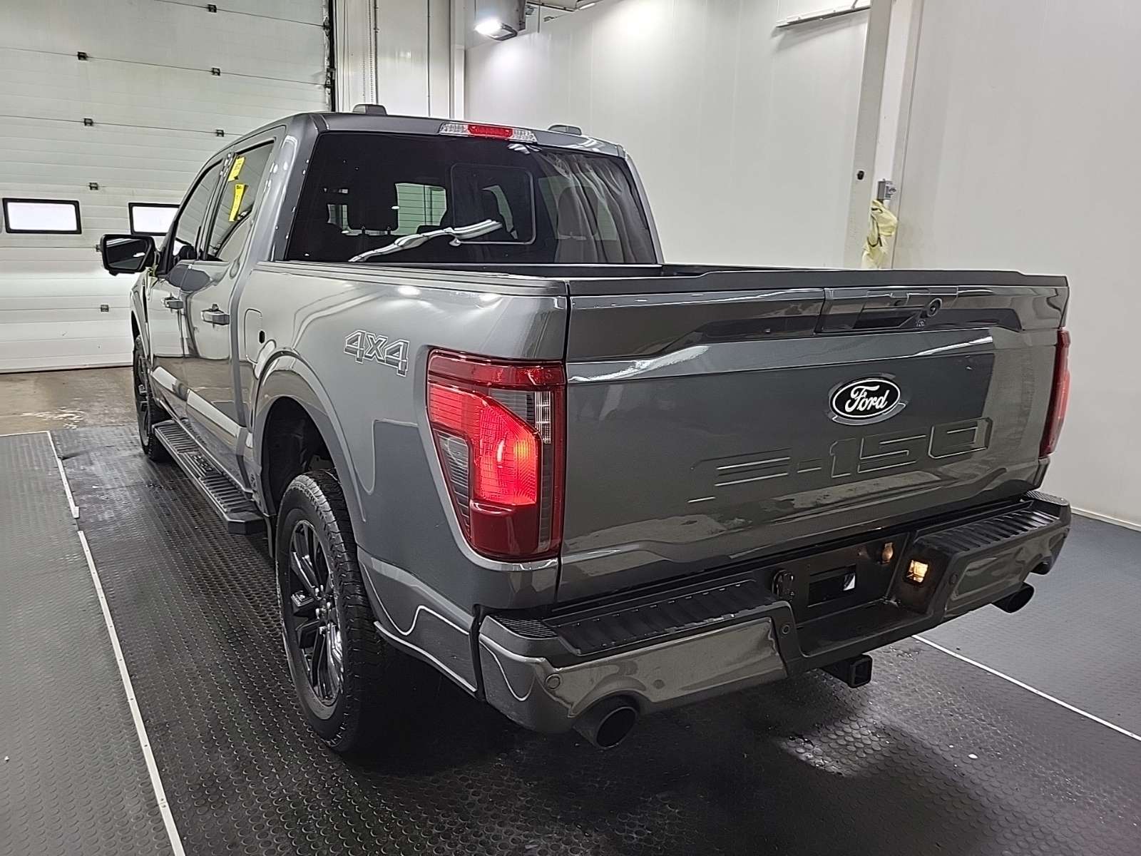 2024 Ford F-150 XLT 302 Black Appearance Pkg 400 HP 3.5 TWIN TURB0 — снимка 1