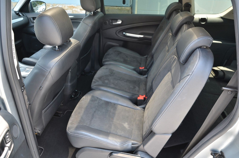 Ford S-Max Titanium 2.0 TDCi Xenon Navi 7 Sitze — photo 12