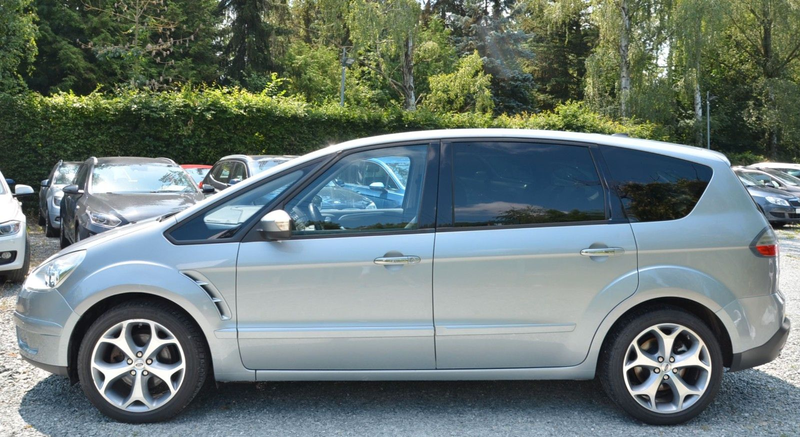 Ford S-Max Titanium 2.0 TDCi Xenon Navi 7 Sitze — photo 8