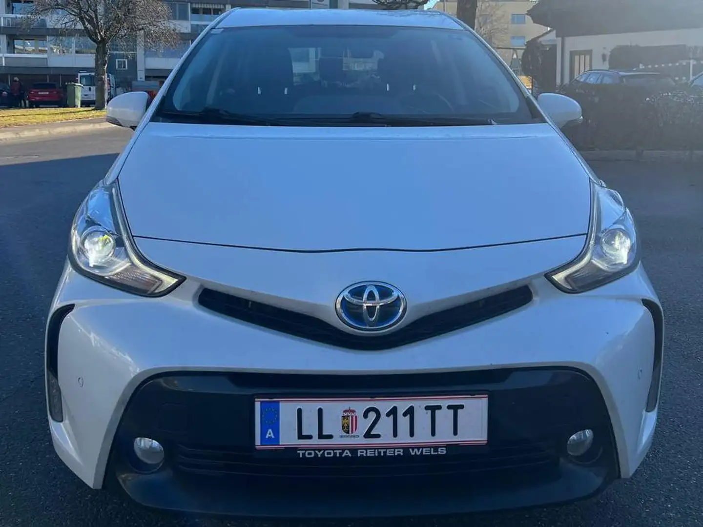Toyota Prius+ Prius 1,8 VVT-i Hybrid Comfort Comfort Weiß - 2