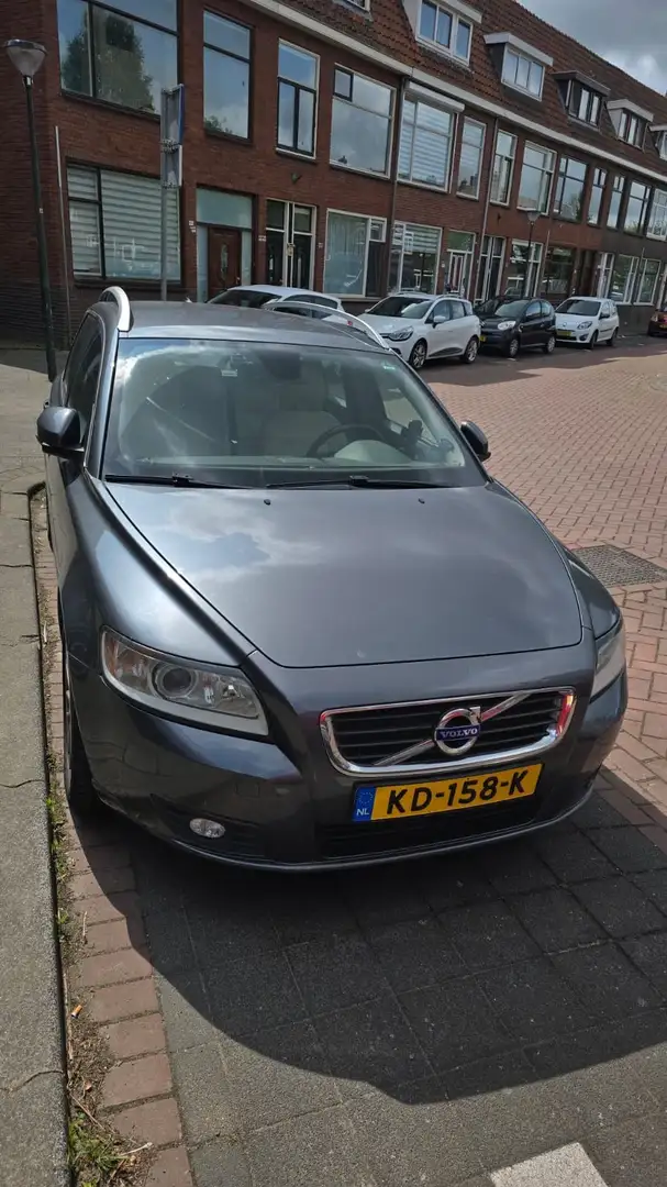 Volvo V50 1.6 D2 S/S R-D.ProEd Marrón - 1