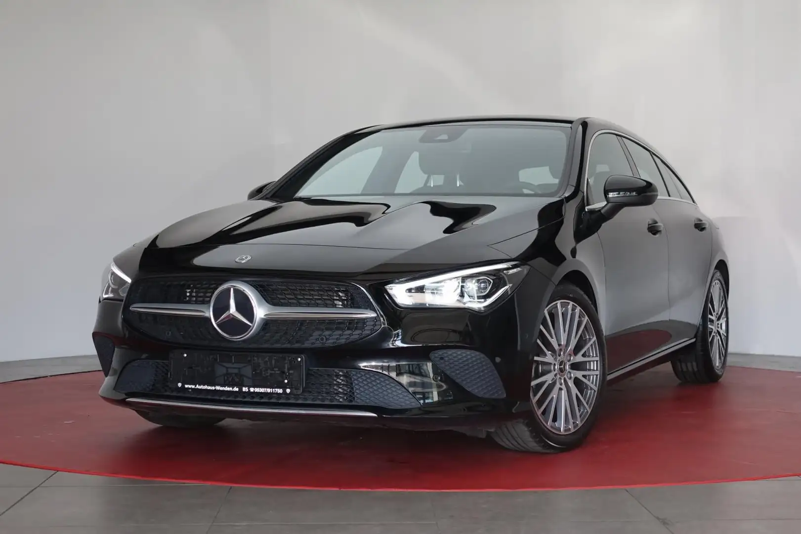 Mercedes-Benz CLA 200 7G-DCT Progressive Navi/T Schwarz - 2