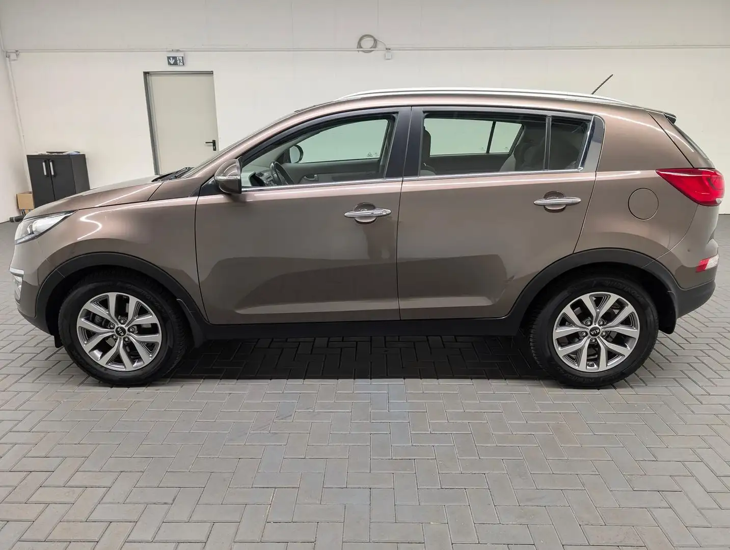 Kia Sportage 4xSHZ/Pano/Kam/17-LM/Klimaautom. Beige - 2
