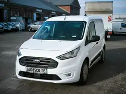 Ford Transit Connect Xenon Standheizung AHK Navi