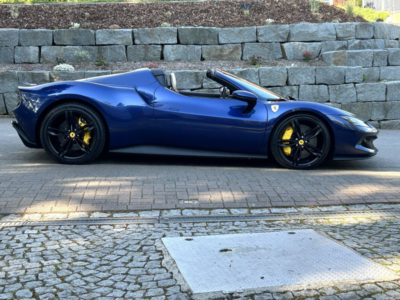 Ferrari 296 GTS Racing-Seats+Daytona Lift LED 1.Hd. — photo 18