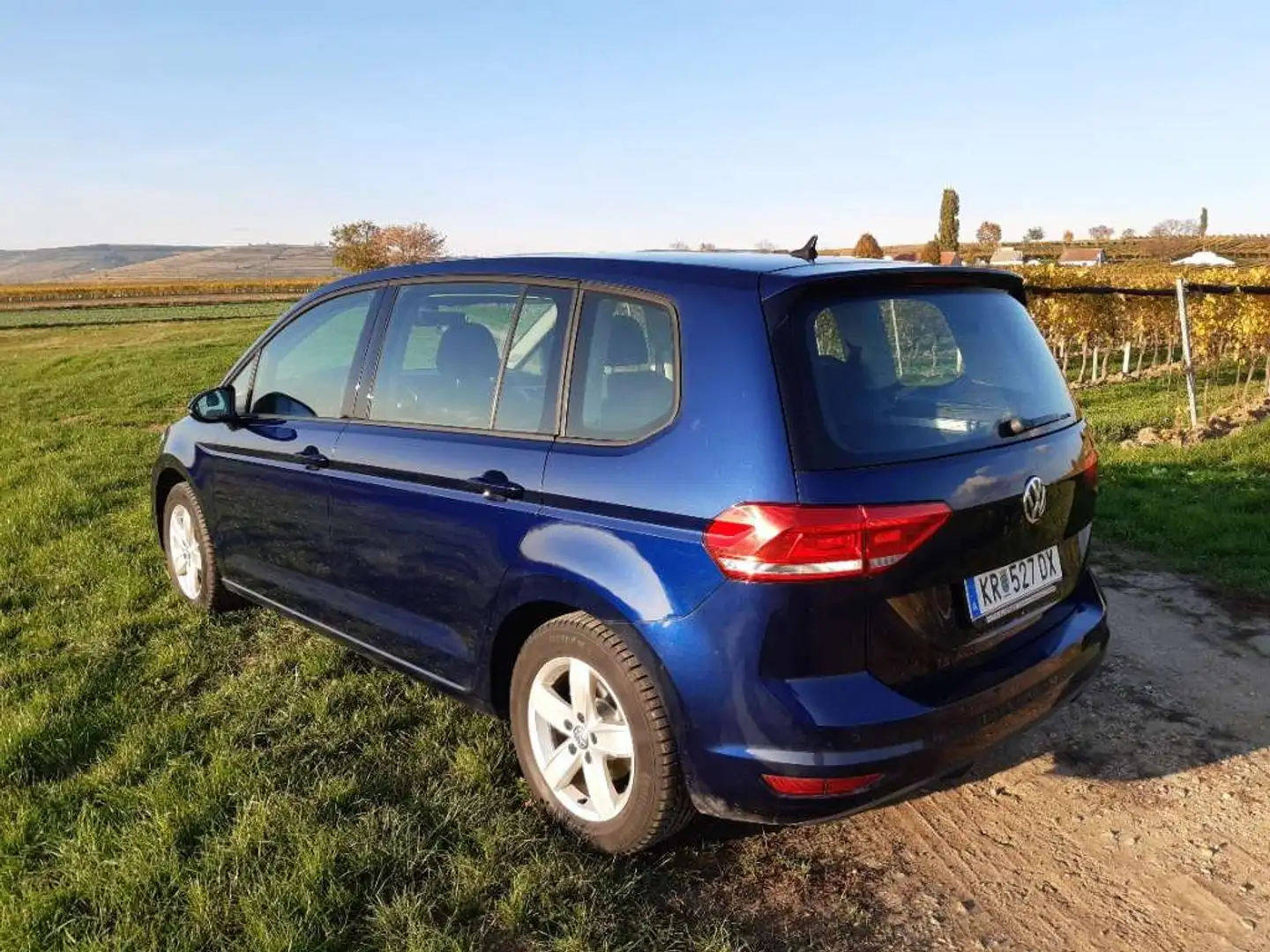 Volkswagen Touran Touran Comfortline 1,6 SCR TDI AHK PDC NAVI Blau - 2