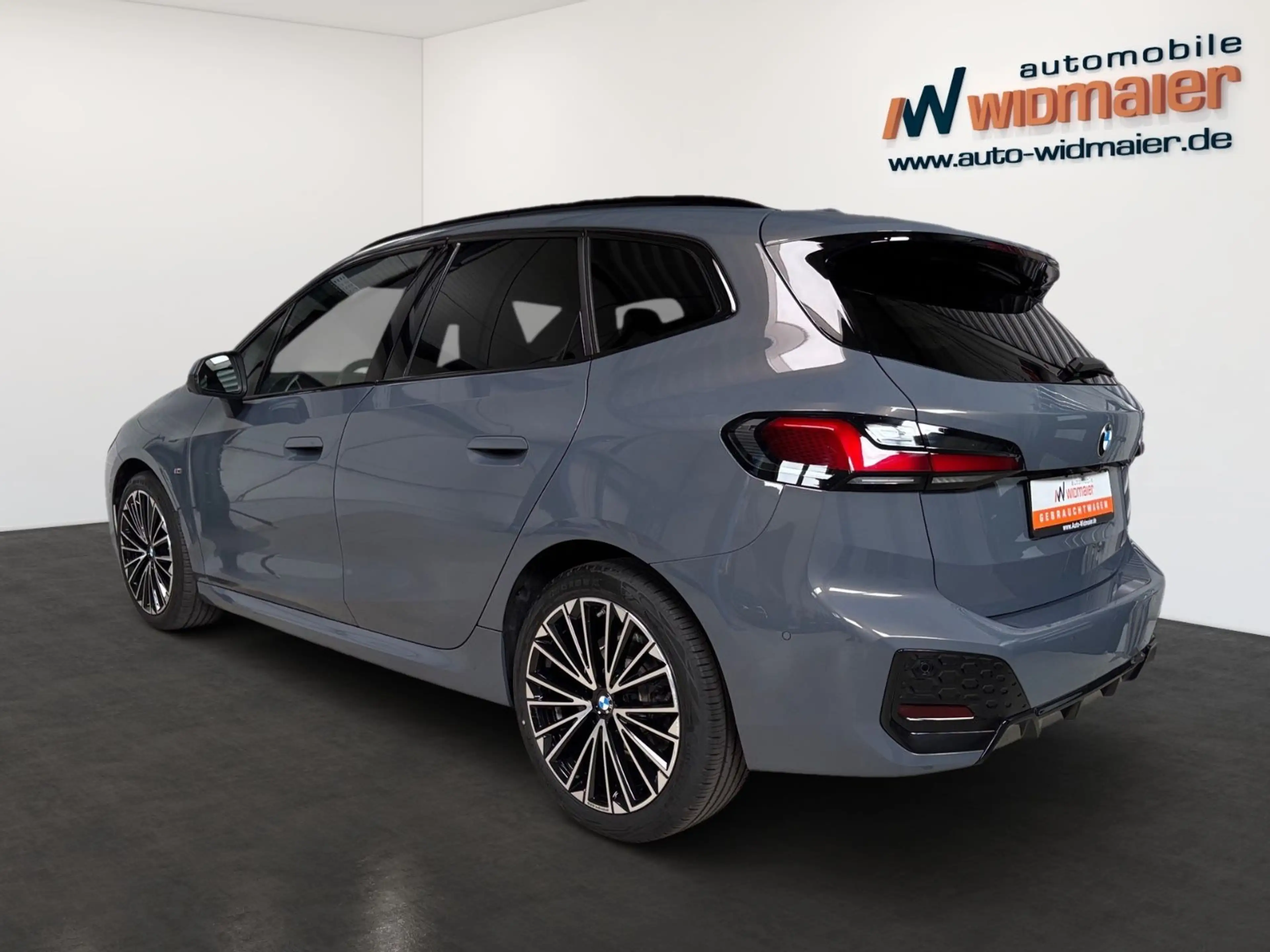 BMW 218 M Sport -- Pano/HeadUp/19LM — photo 5