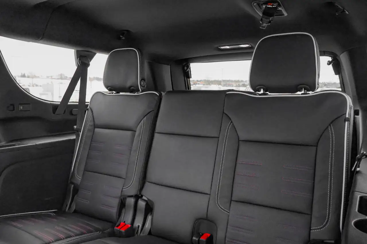 GMC Yukon снимка GMC Yukon