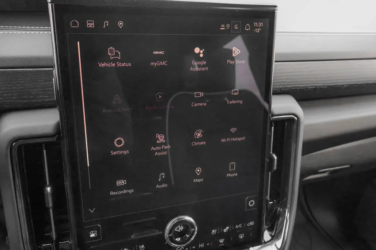 GMC Yukon снимка GMC Yukon
