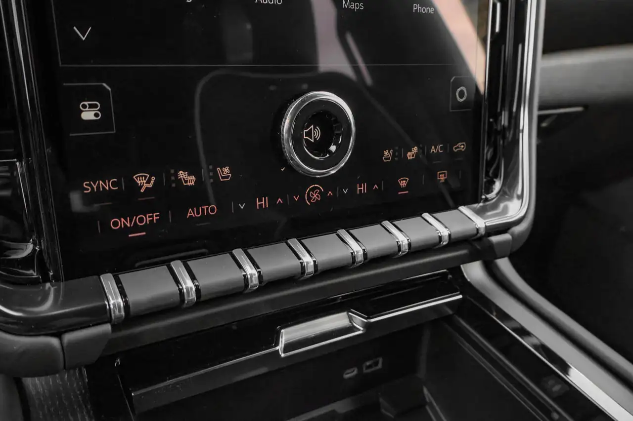 GMC Yukon снимка GMC Yukon
