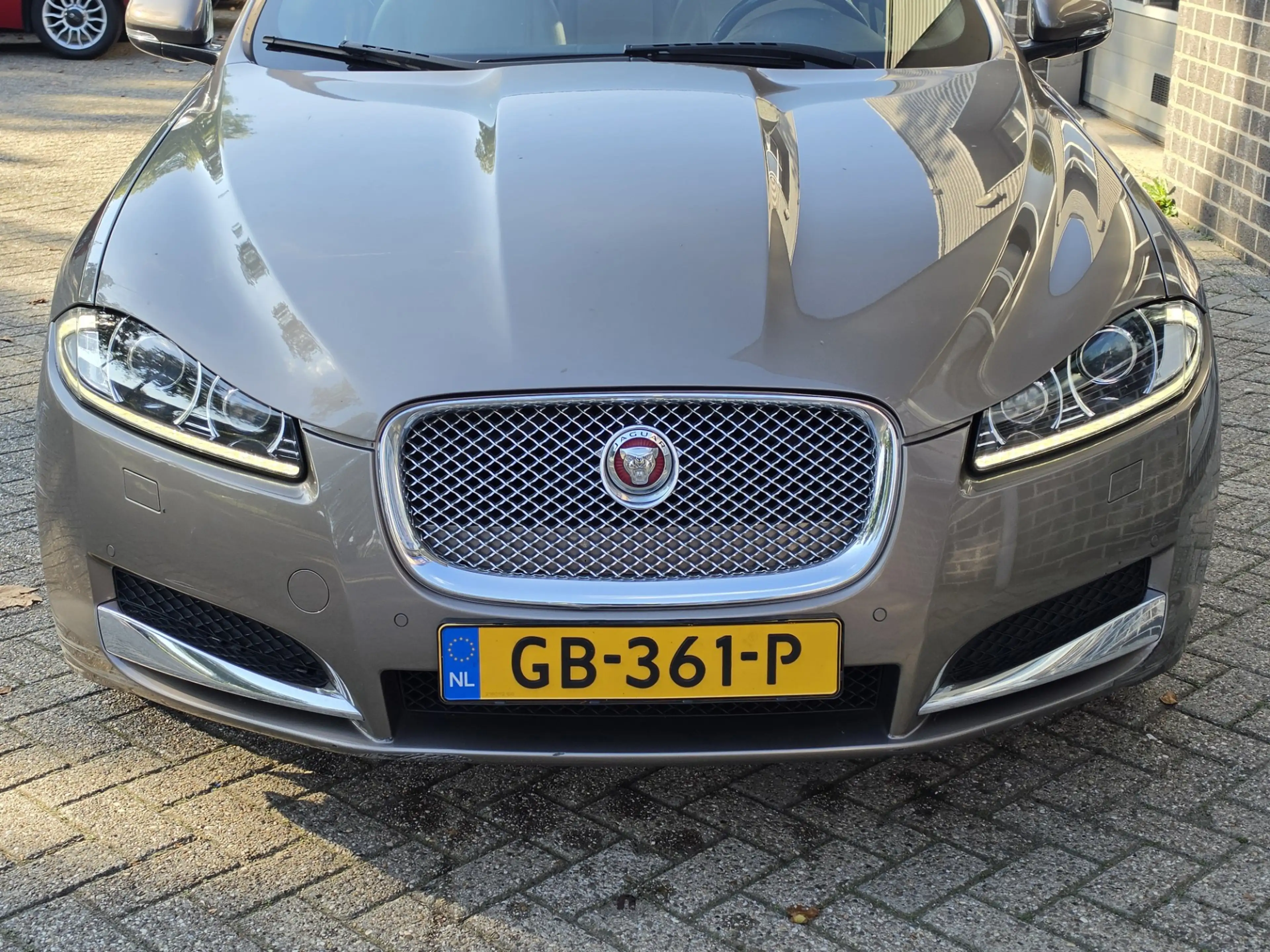Jaguar XF 2.2D Automaat Leder Licht Schaaf Schade Nap — photo 8