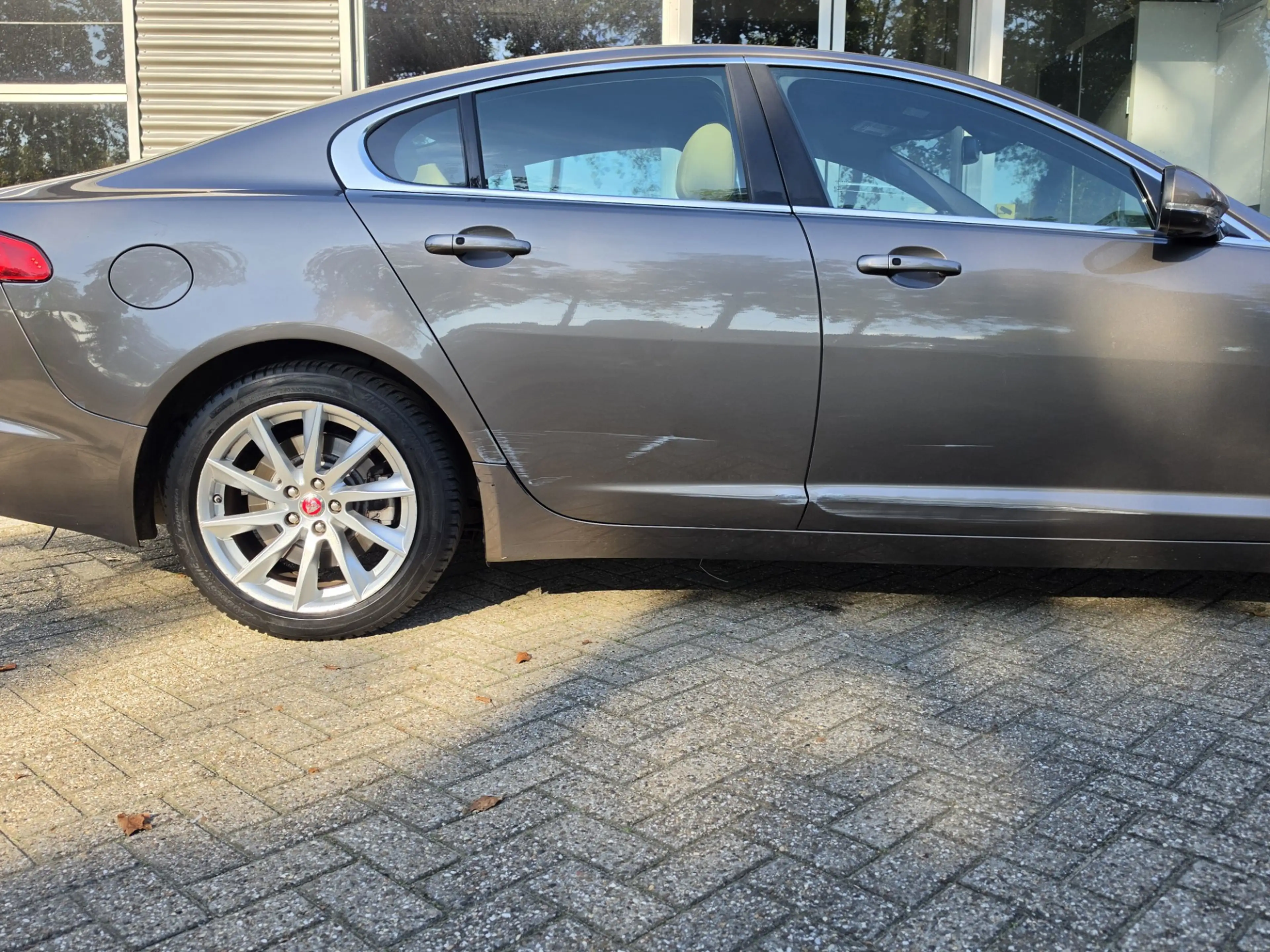 Jaguar XF 2.2D Automaat Leder Licht Schaaf Schade Nap — photo 10