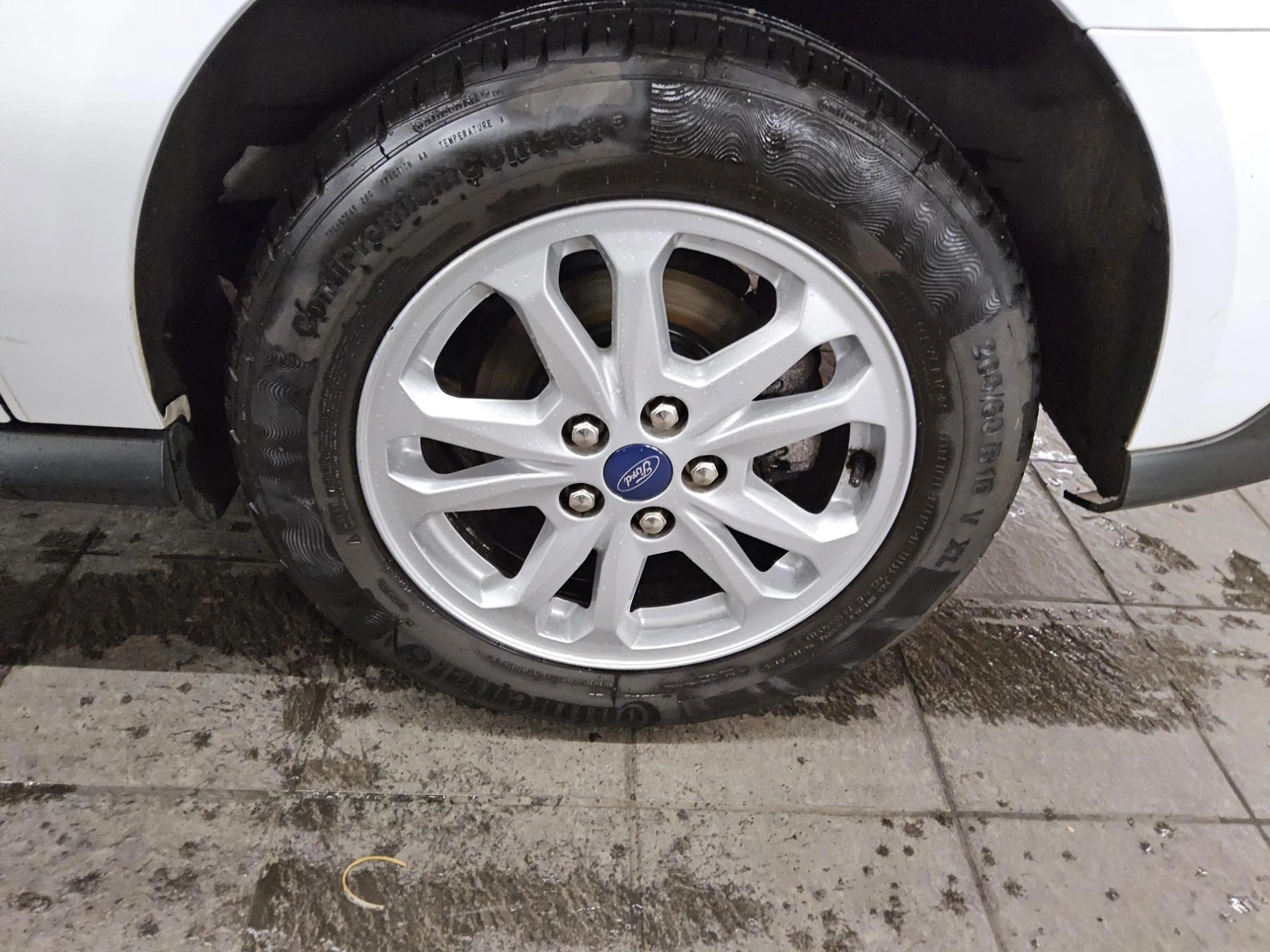 Ford Grand Tourneo GRAND TOURNEO CONNEC NAVI KLIMAAUT RADIO VC PDC AHK RfK — photo 10