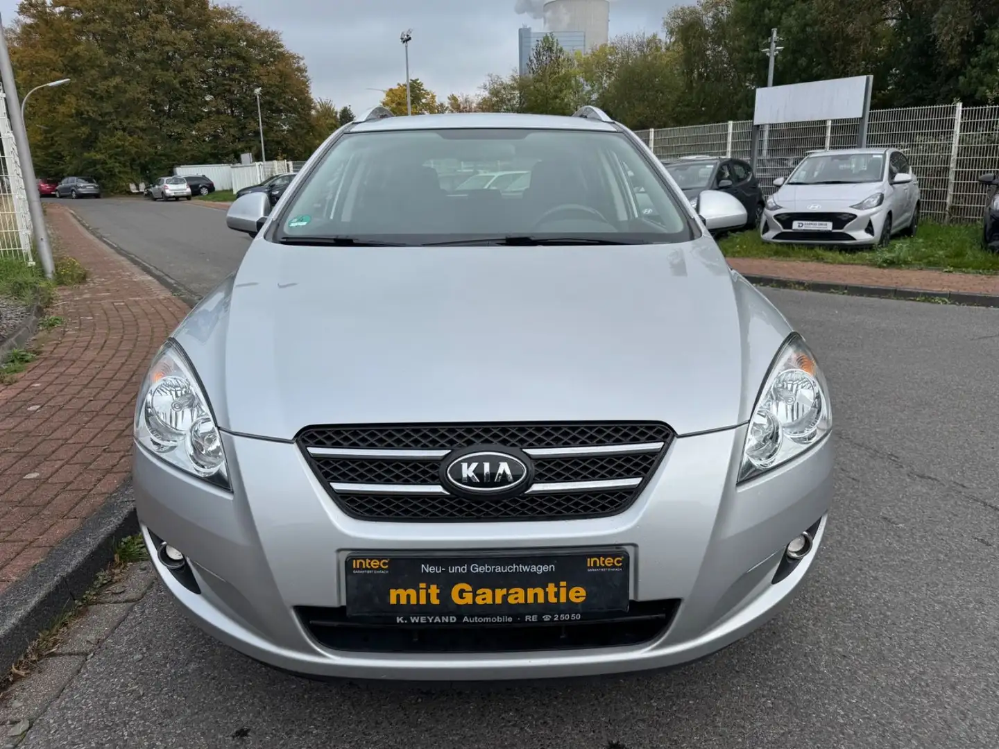 Kia Ceed / cee'd 1.HAND/SPIRIT/KLIMAAUT/8XALU/SHZ/S.HEFT/SERV.NEU Silber - 2