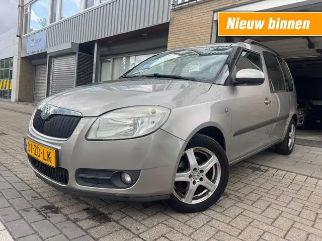 2008 Skoda Roomster in Beige for sale