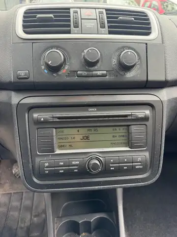 Skoda Roomster view 3