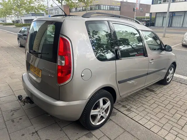 Skoda Roomster view 7