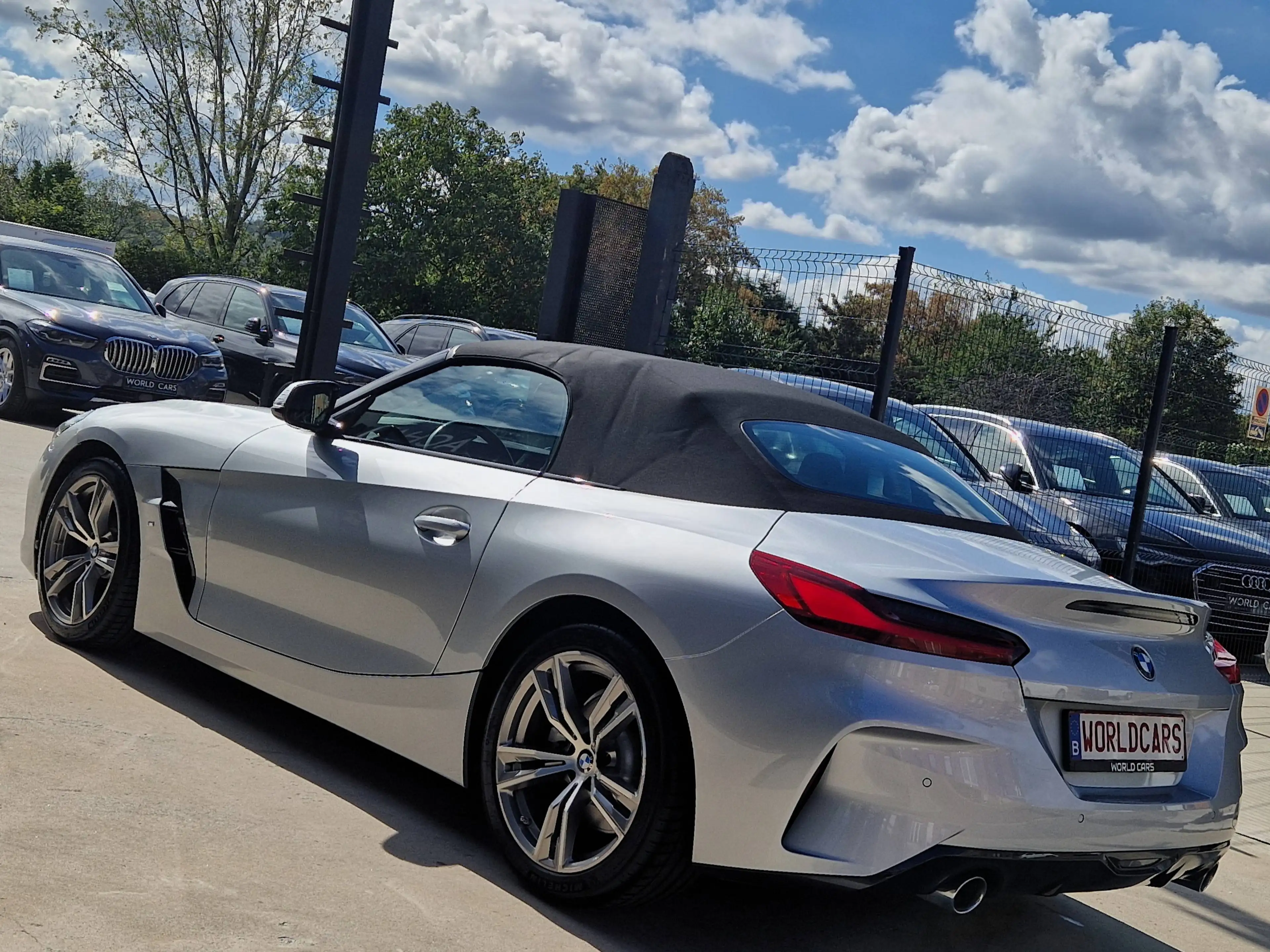 BMW Z4 2.0iAS PACK M - BOITE AUTO - FULL LED - ECLAIRAGE D AMBIANCE - HARMAN KARDON - APPLE CARPLAY/ANDROID — photo 8