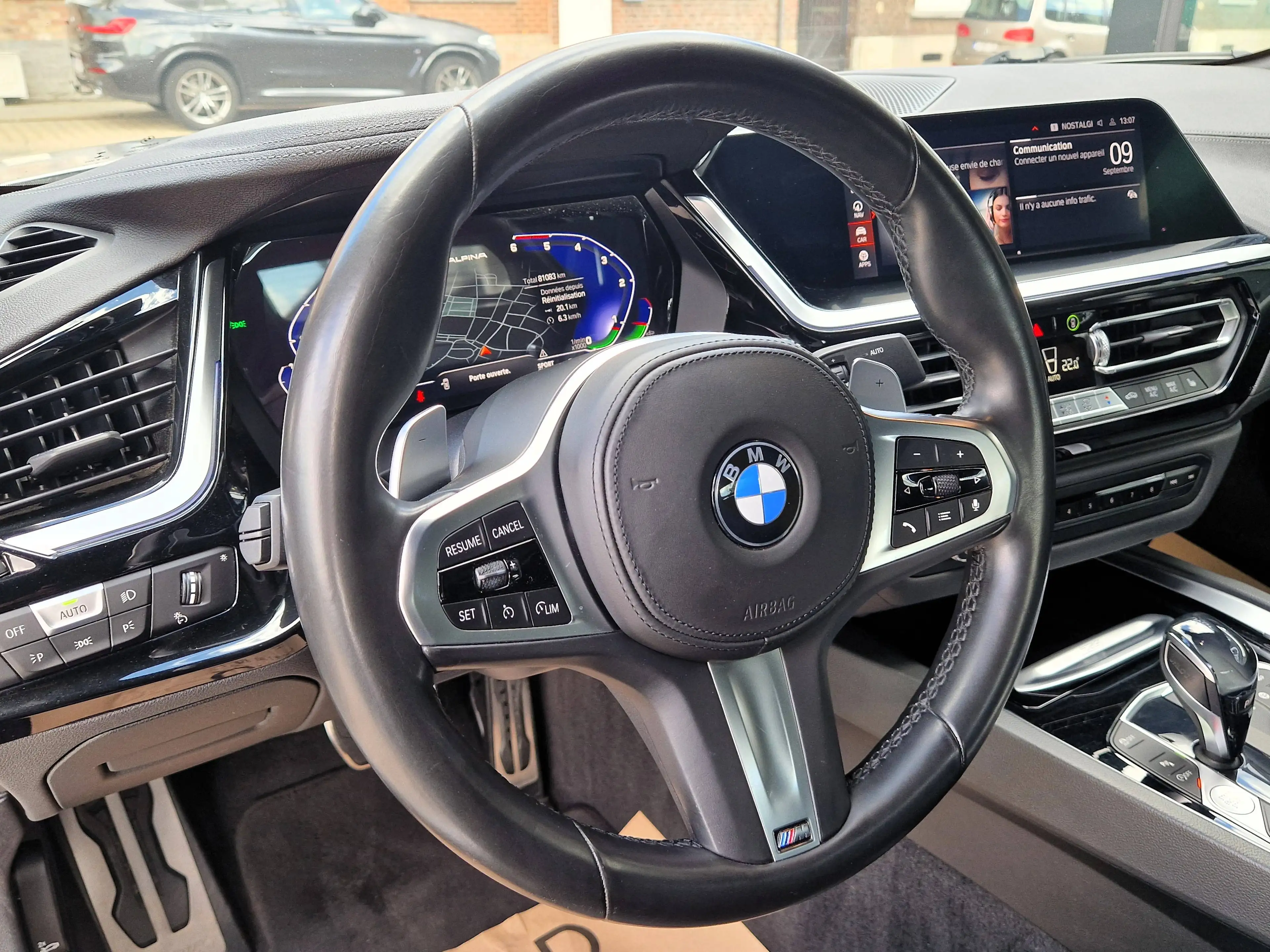 BMW Z4 2.0iAS PACK M - BOITE AUTO - FULL LED - ECLAIRAGE D AMBIANCE - HARMAN KARDON - APPLE CARPLAY/ANDROID — photo 11
