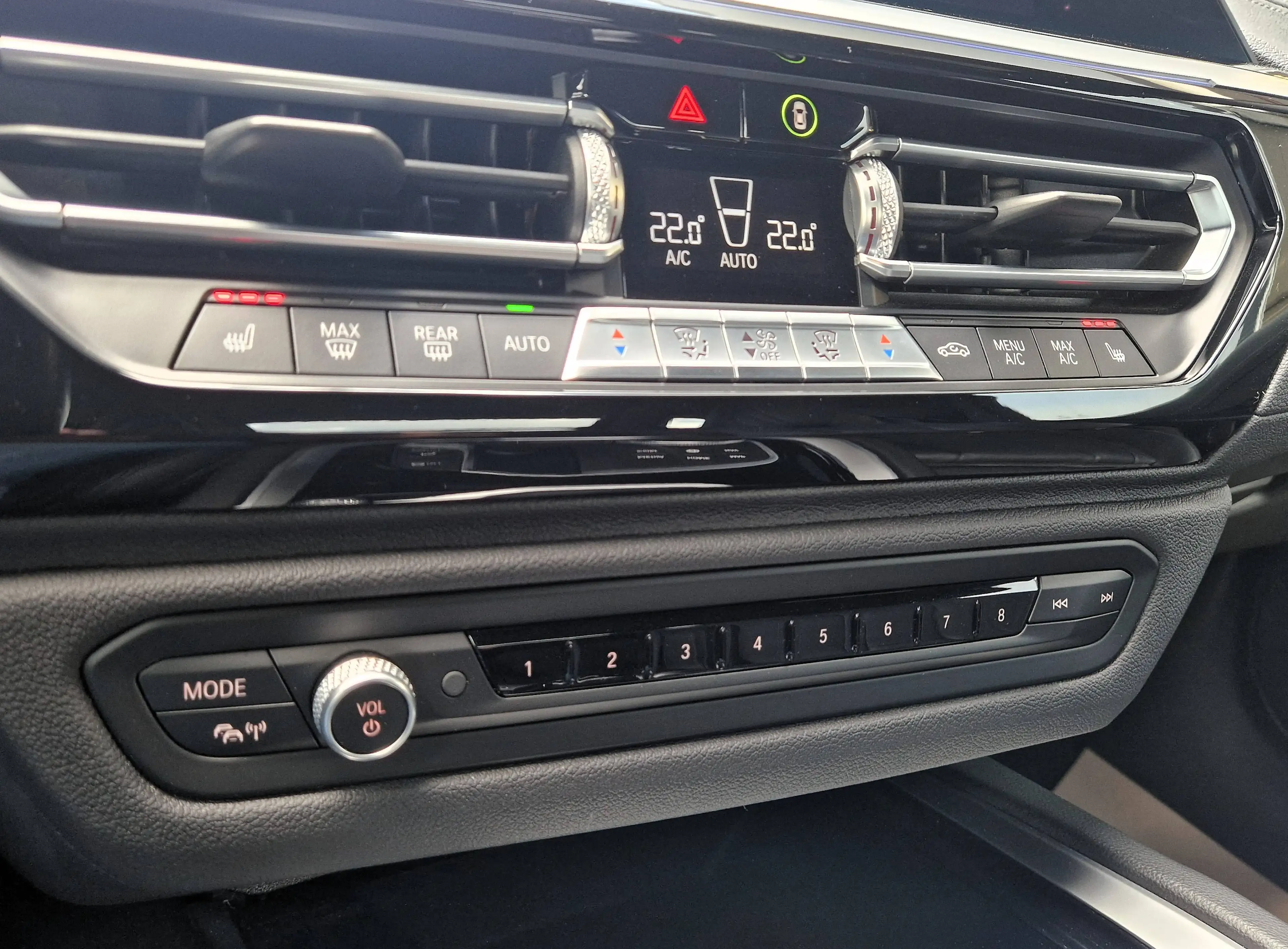 BMW Z4 2.0iAS PACK M - BOITE AUTO - FULL LED - ECLAIRAGE D AMBIANCE - HARMAN KARDON - APPLE CARPLAY/ANDROID — photo 13