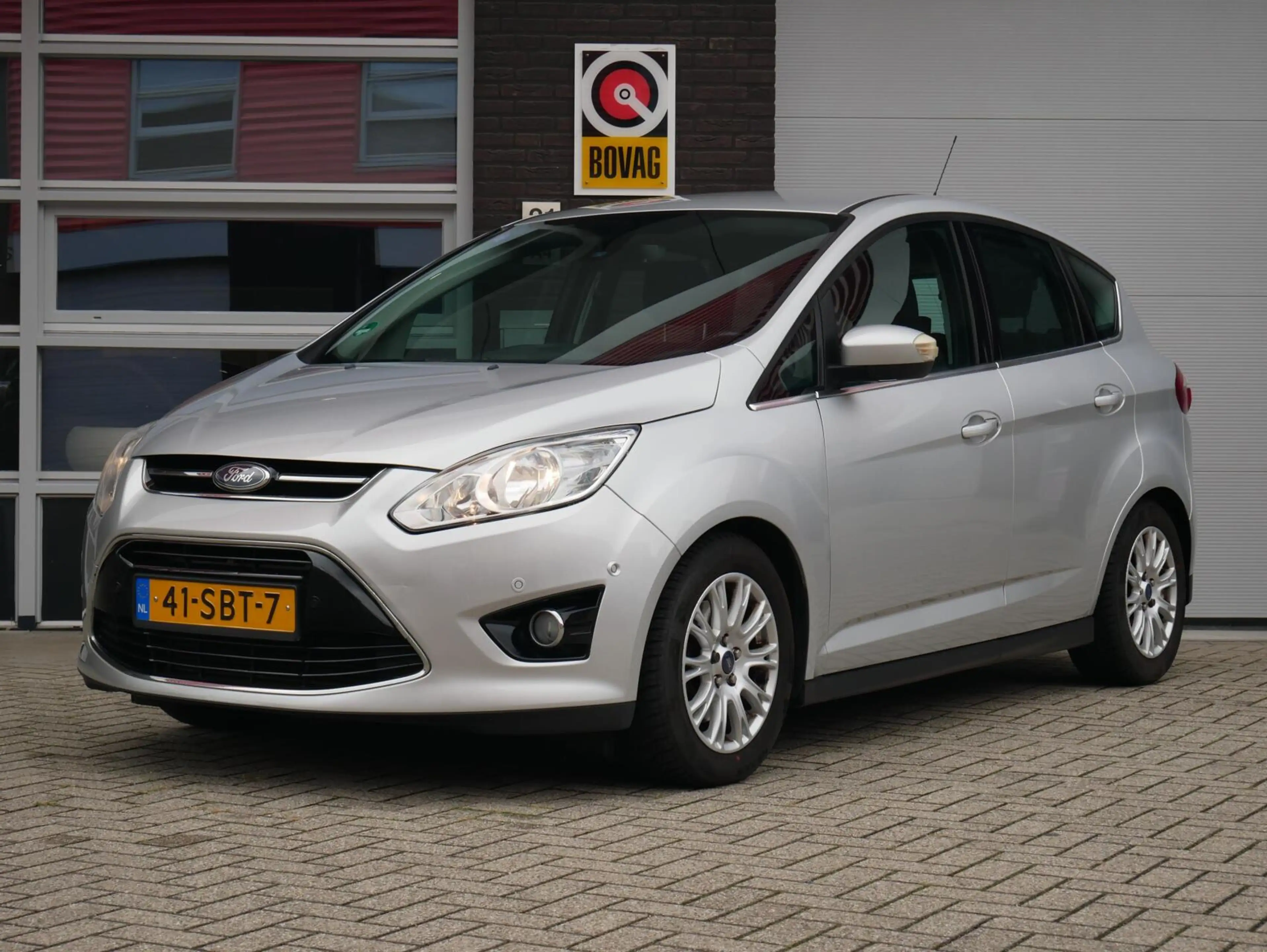 Ford C-Max 1.6 EcoBoost Lease Titanium Trekhaak| Dealer onder