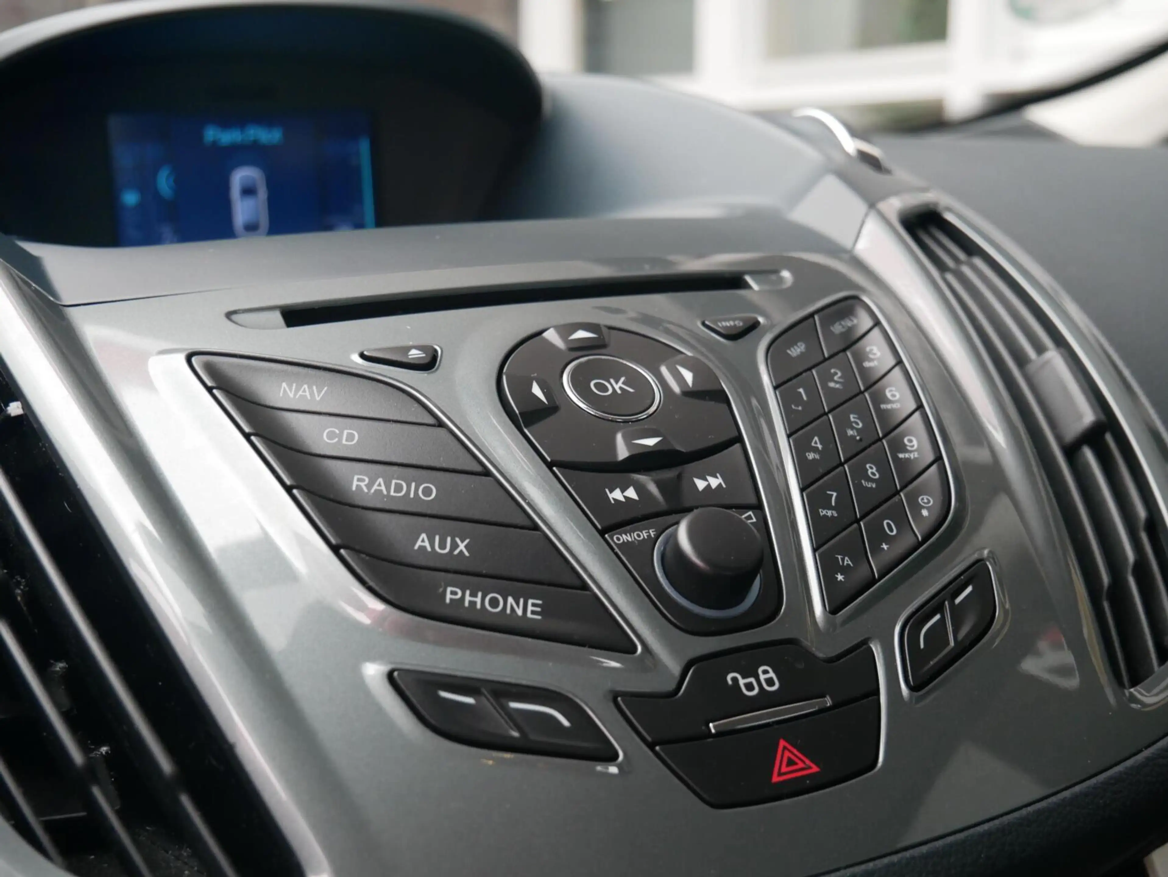 Ford C-Max 1.6 EcoBoost Lease Titanium Trekhaak| Dealer onder — photo 16