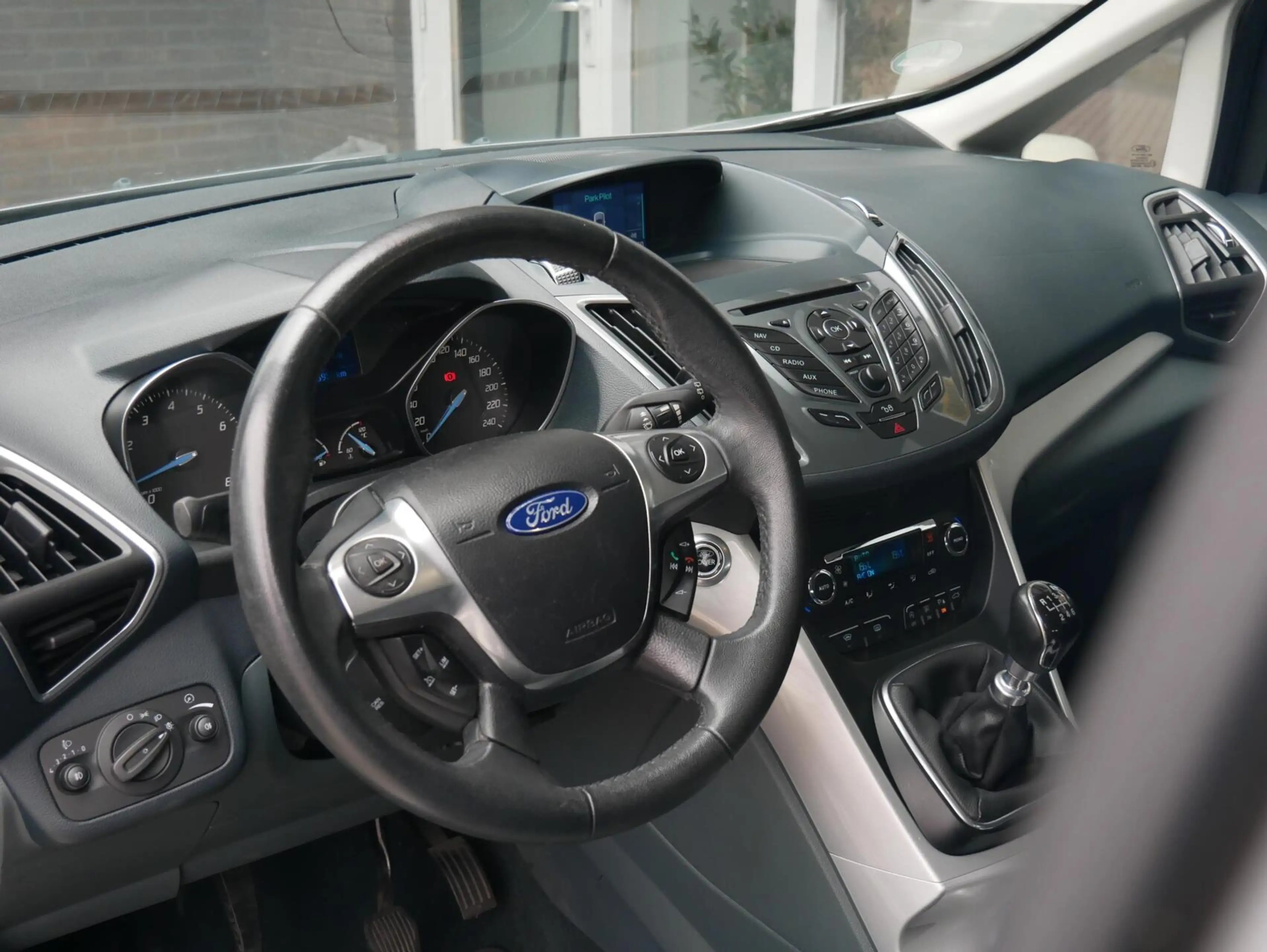 Ford C-Max 1.6 EcoBoost Lease Titanium Trekhaak| Dealer onder — photo 22