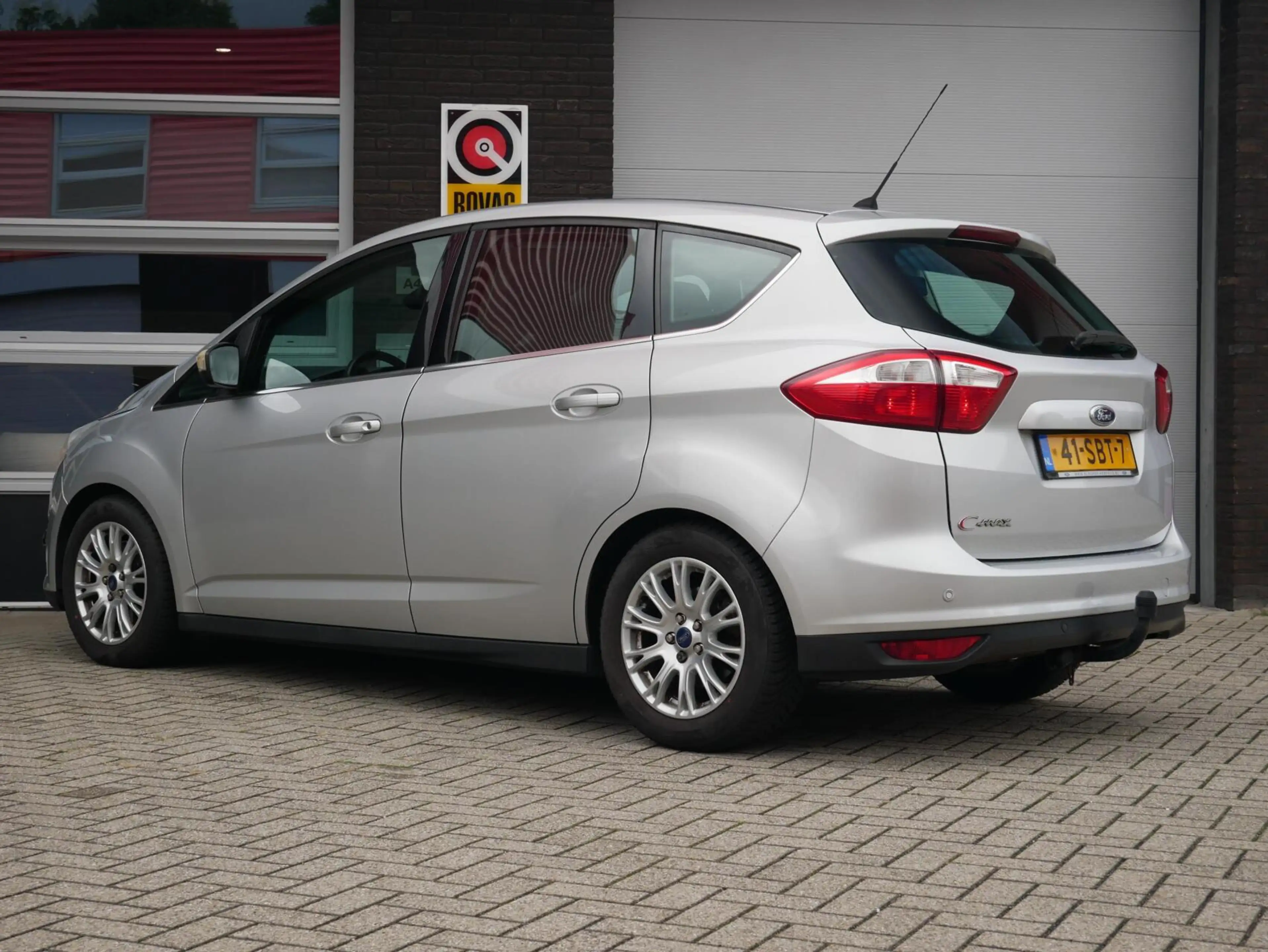 Ford C-Max 1.6 EcoBoost Lease Titanium Trekhaak| Dealer onder — photo 3
