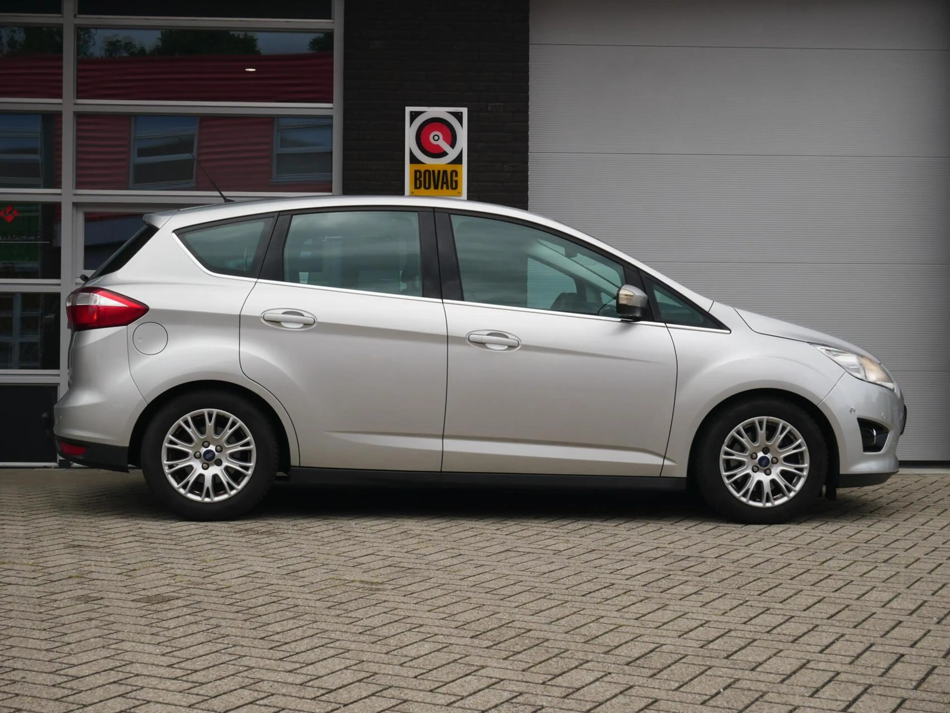 Ford C-Max 1.6 EcoBoost Lease Titanium Trekhaak| Dealer onder — photo 13