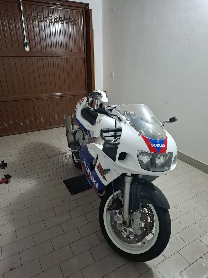 Suzuki GSX-R 600 Alb - 1