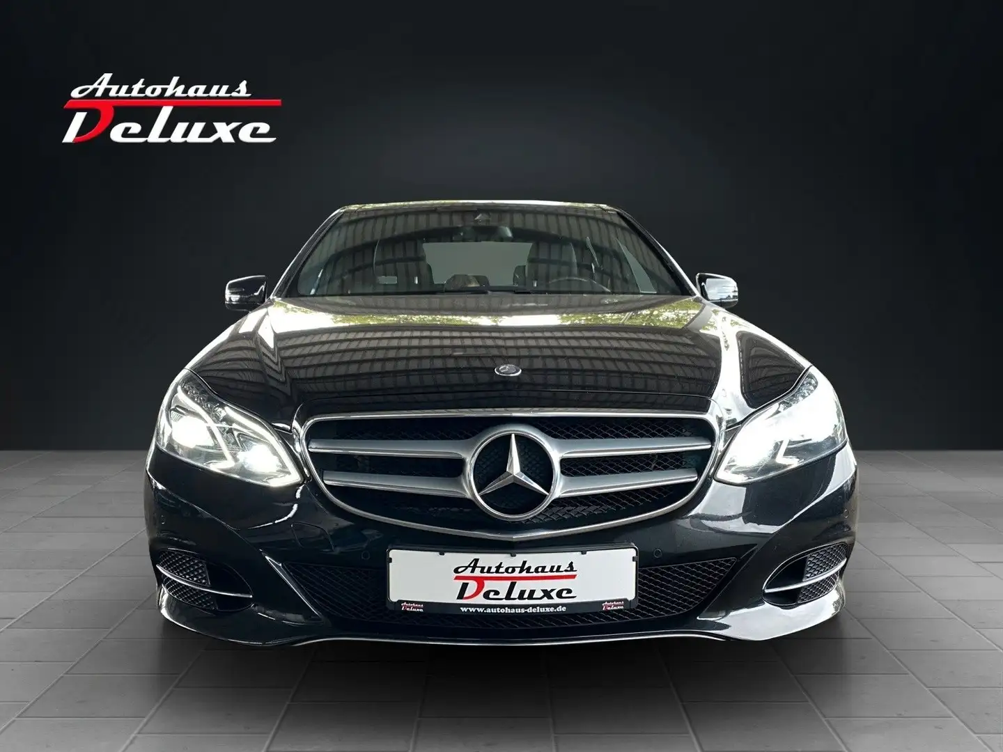 Mercedes-Benz E 400 AVANTGARDE NAVI-KAMERA-PANORAMA-LED-AHK Noir - 2