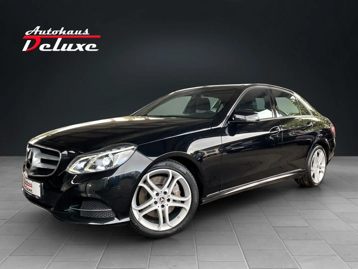Mercedes-Benz E 400 AVANTGARDE NAVI-KAMERA-PANORAMA-LED-AHK Noir - 1