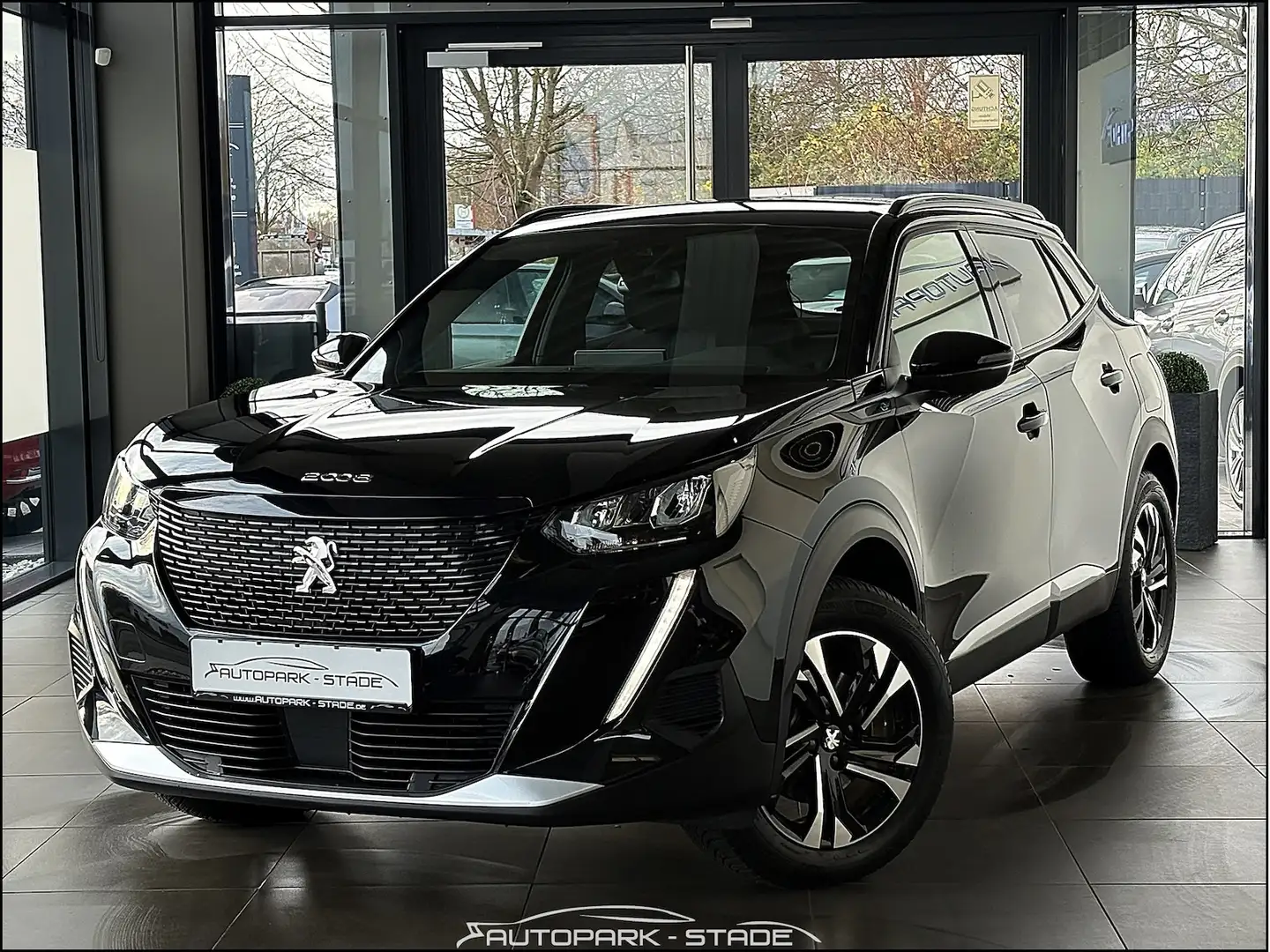 Peugeot 2008 e- Allure Pack LED Kamera Tempo. Assist. Schwarz - 2