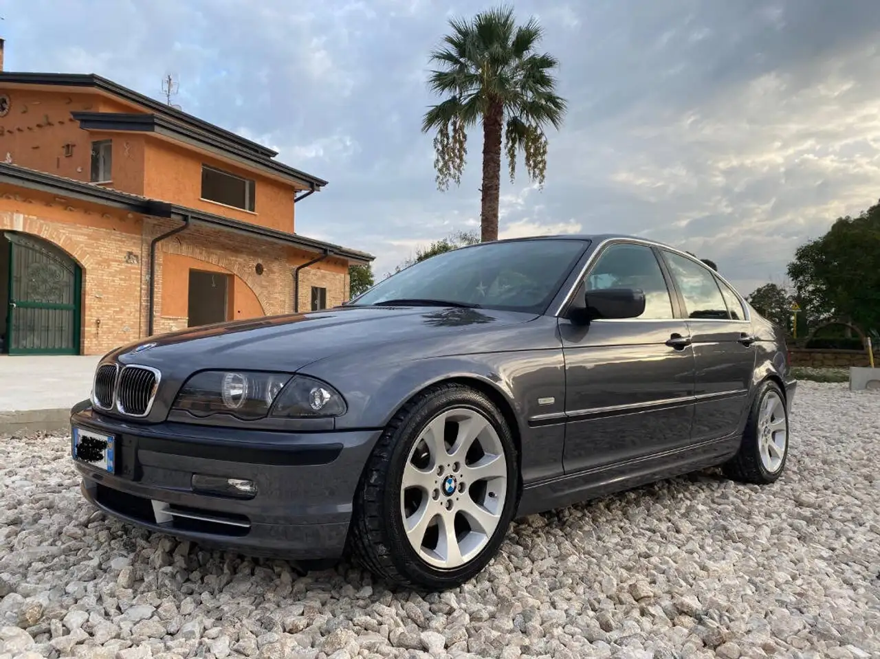 BMW 3 Series 320 1999
