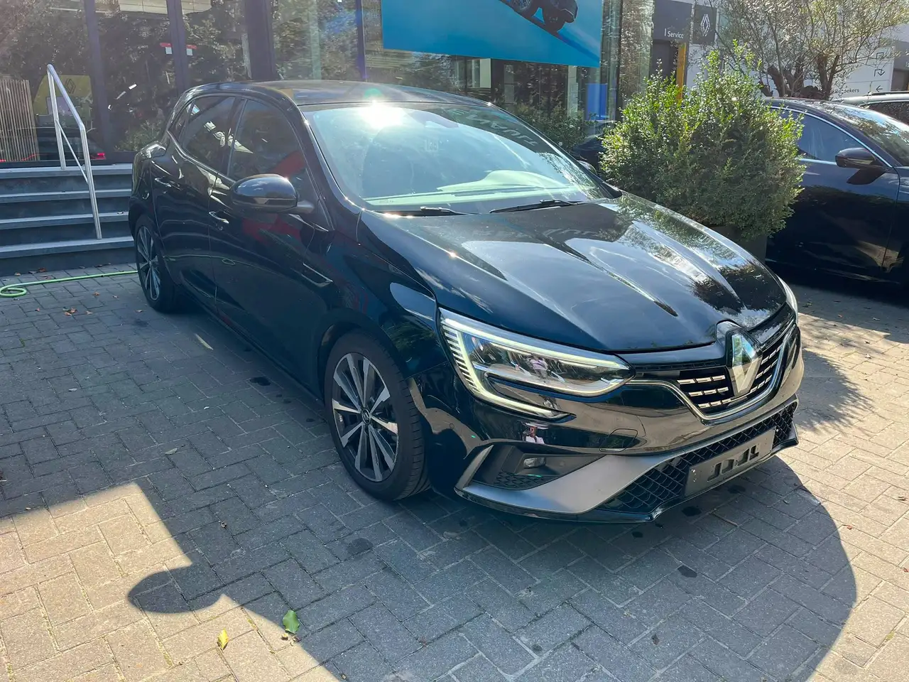 Renault Megane E-Tech plug‐in hybride