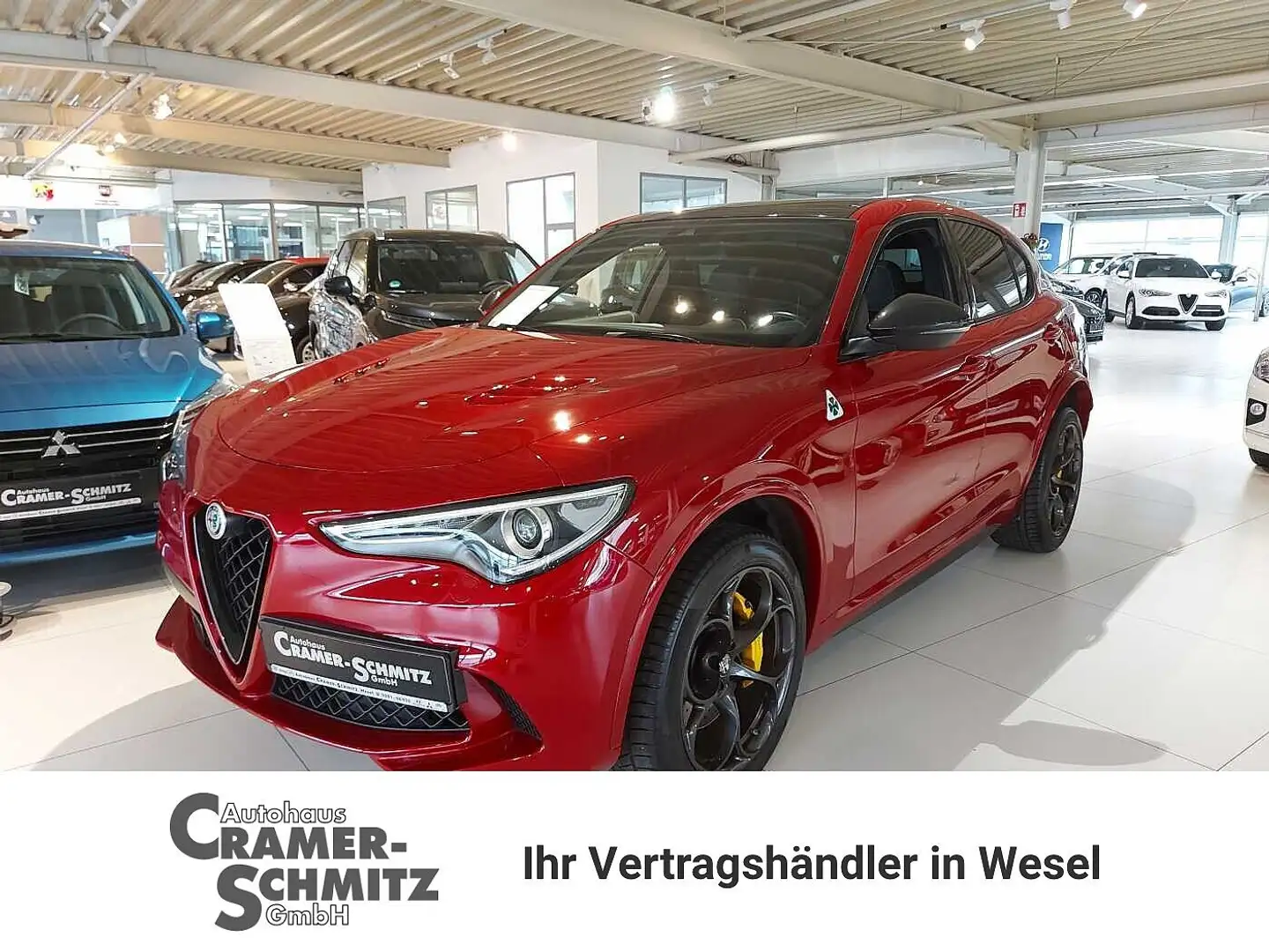 Alfa Romeo Stelvio V6 2.9 Bi-Turbo AT8-Q4 Quadrifoglio Rojo - 1