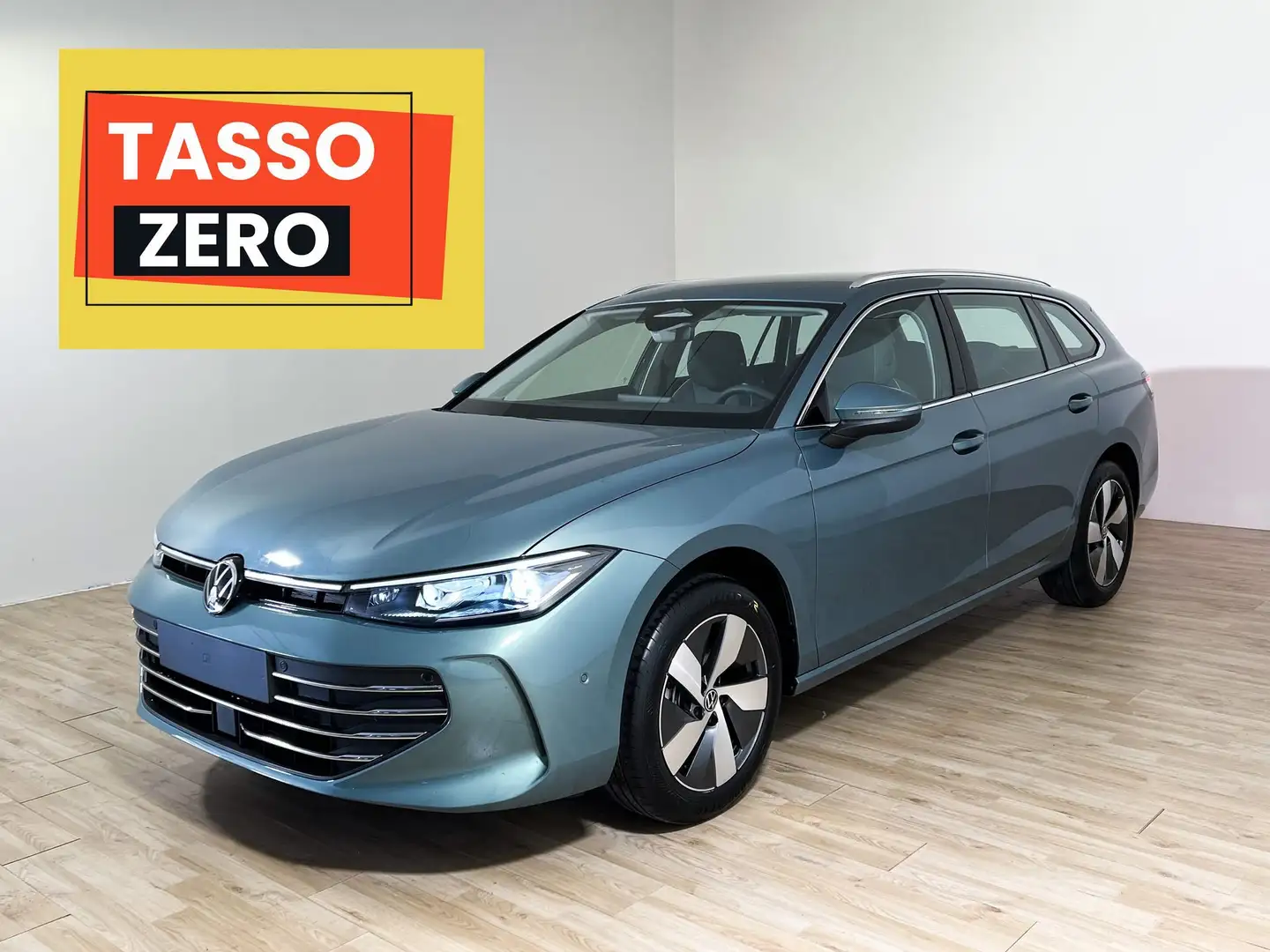 Volkswagen Passat 1.5 eTSI 150 CV ACT DSG Business Vert - 1