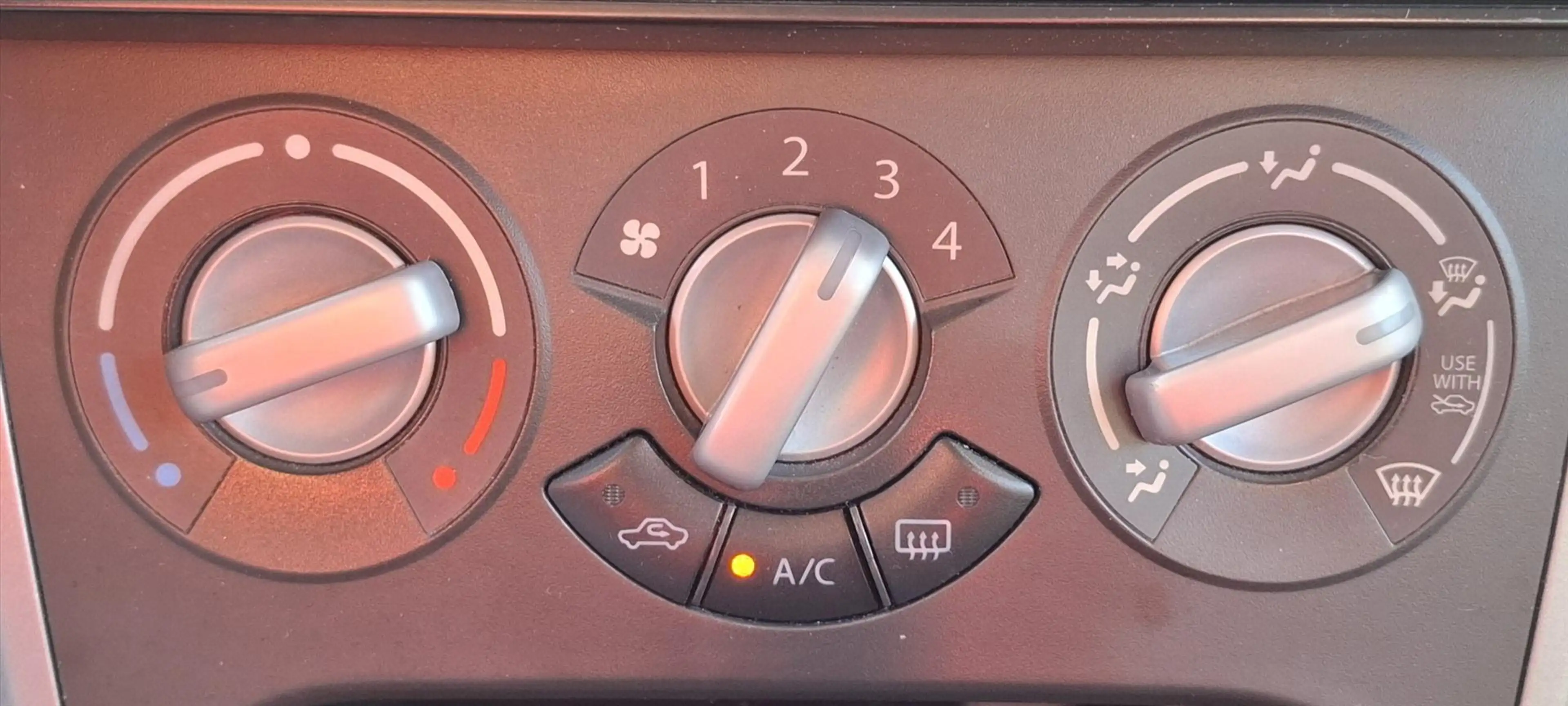 Opel Agila 1.2 16V 94pk Automaat. Edition Airco/Camera — photo 17