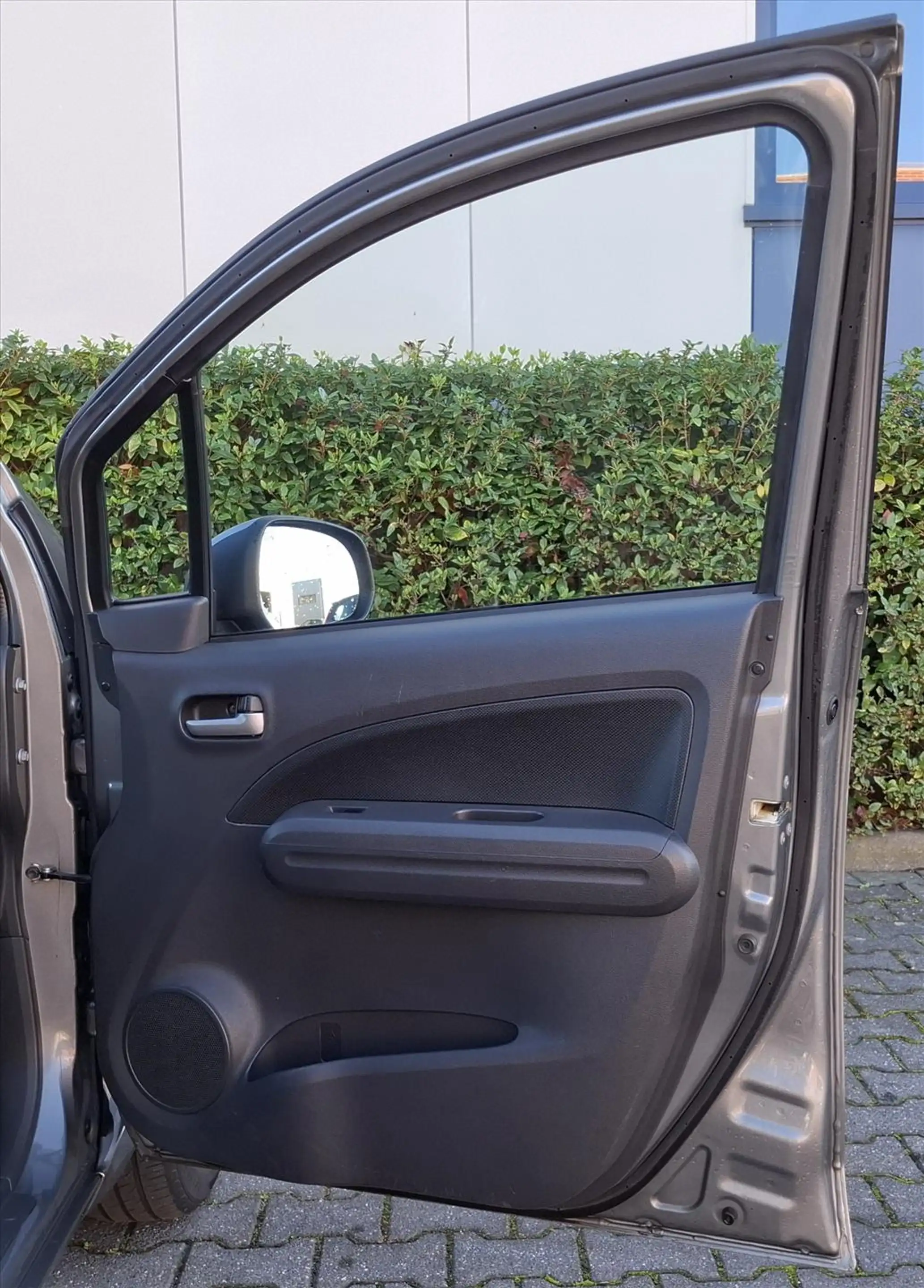 Opel Agila 1.2 16V 94pk Automaat. Edition Airco/Camera — photo 24