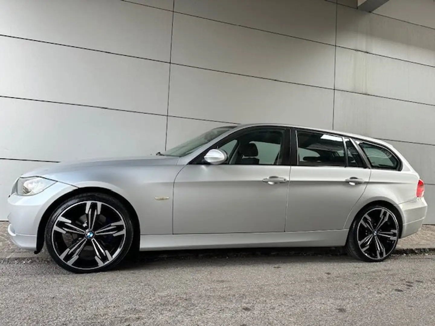 BMW 320 320d Touring Futura Argento - 1