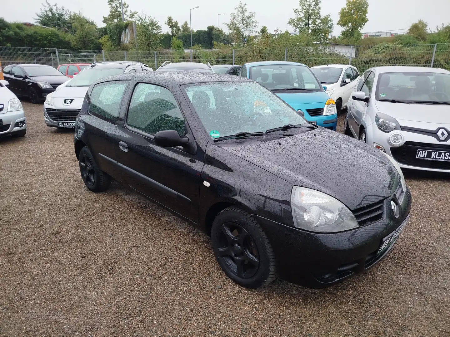 Renault Clio Tüv 5/26 Schwarz - 1