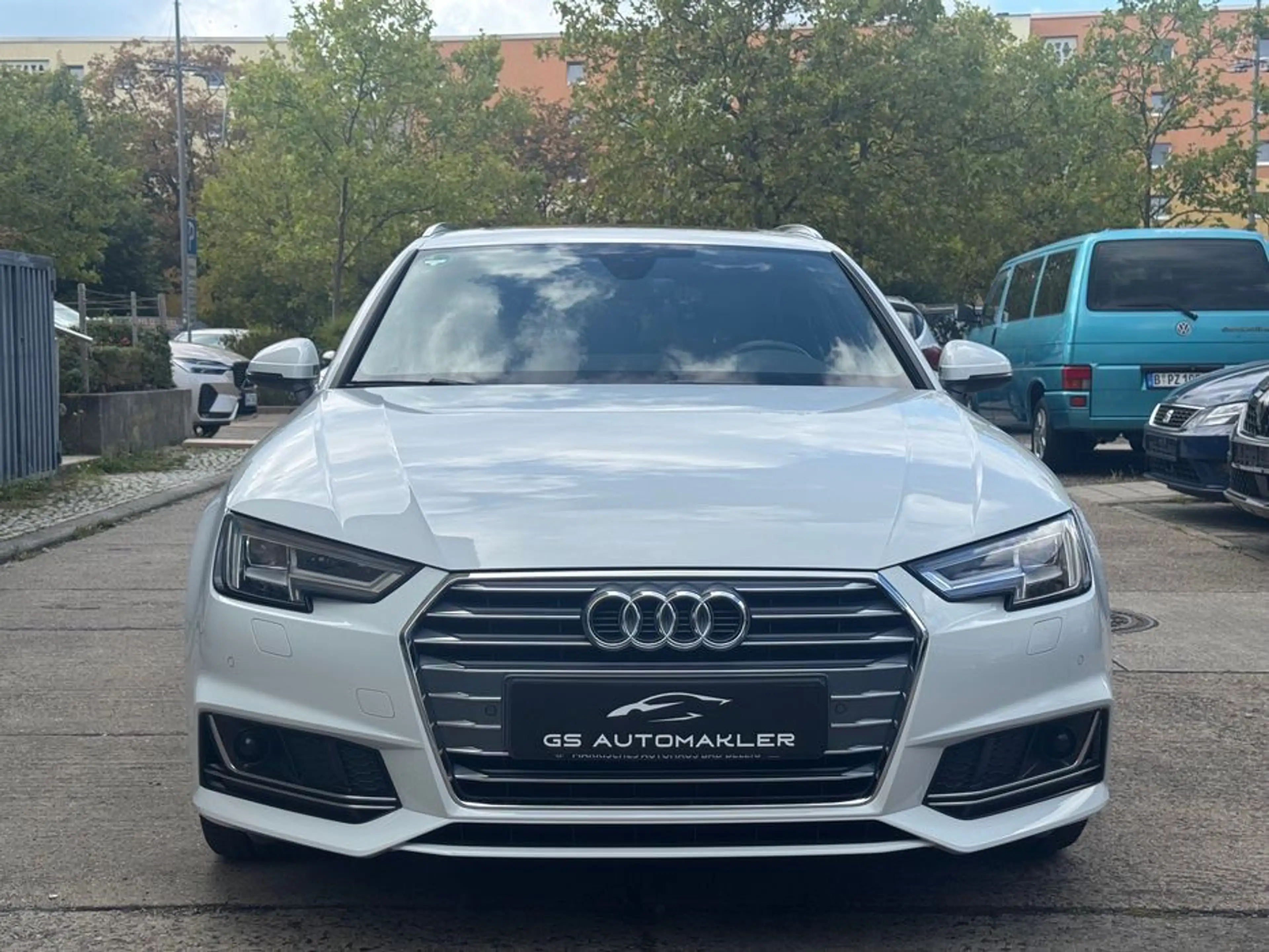 Audi A4 Avant sport S-Line Pano Schiebedach R-Kamera — photo 3