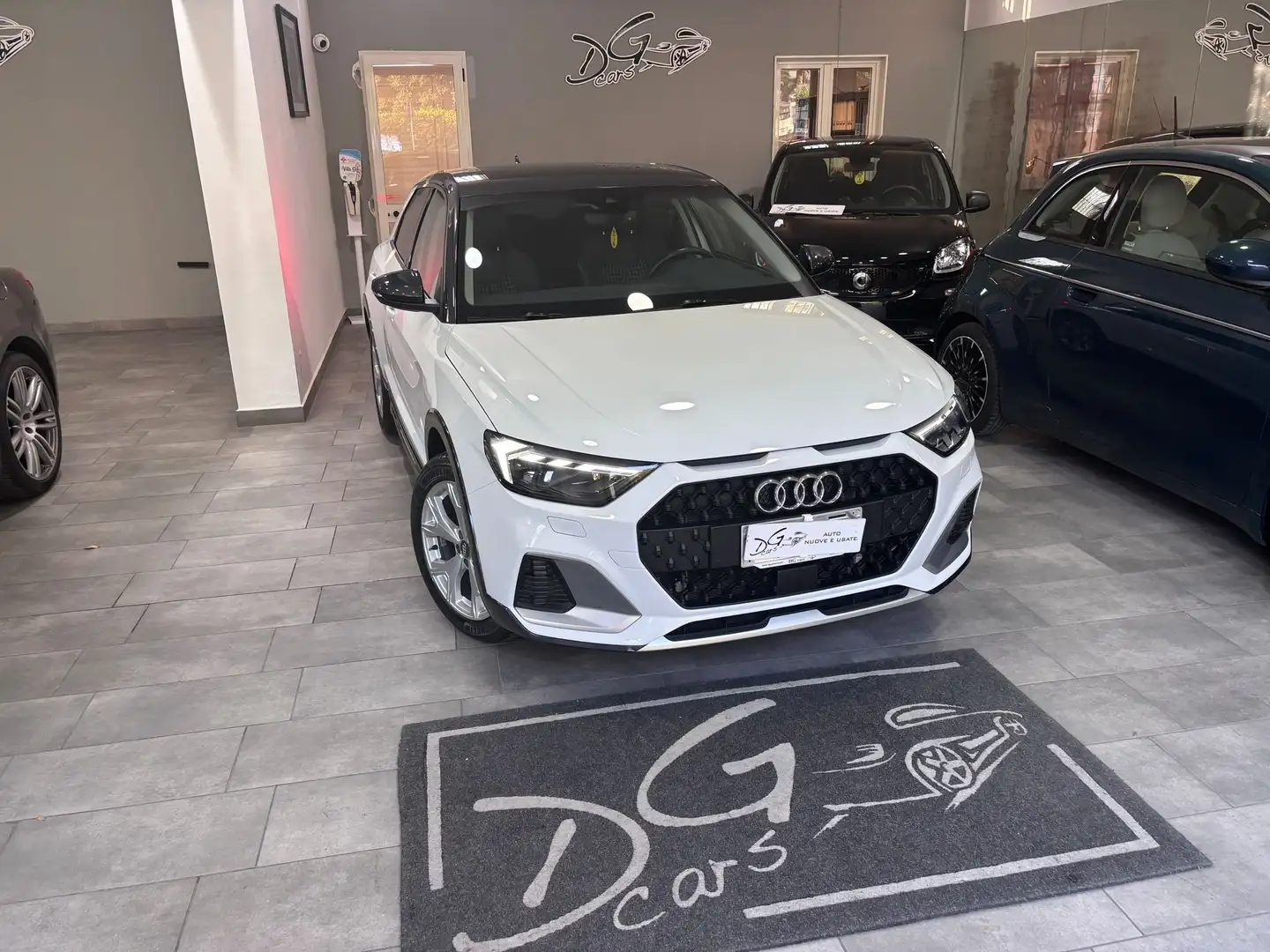 Audi A1 30TFSI S-TRONIC RETRO-CLIMA - 2
