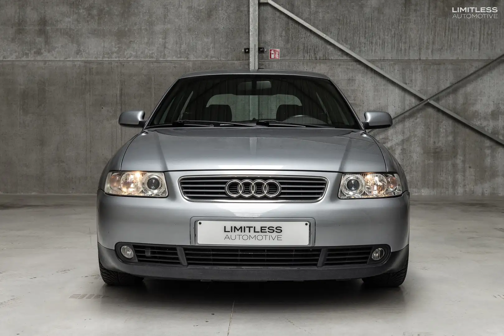 Audi A3 A3 1.9 TDI S Line Gris - 2