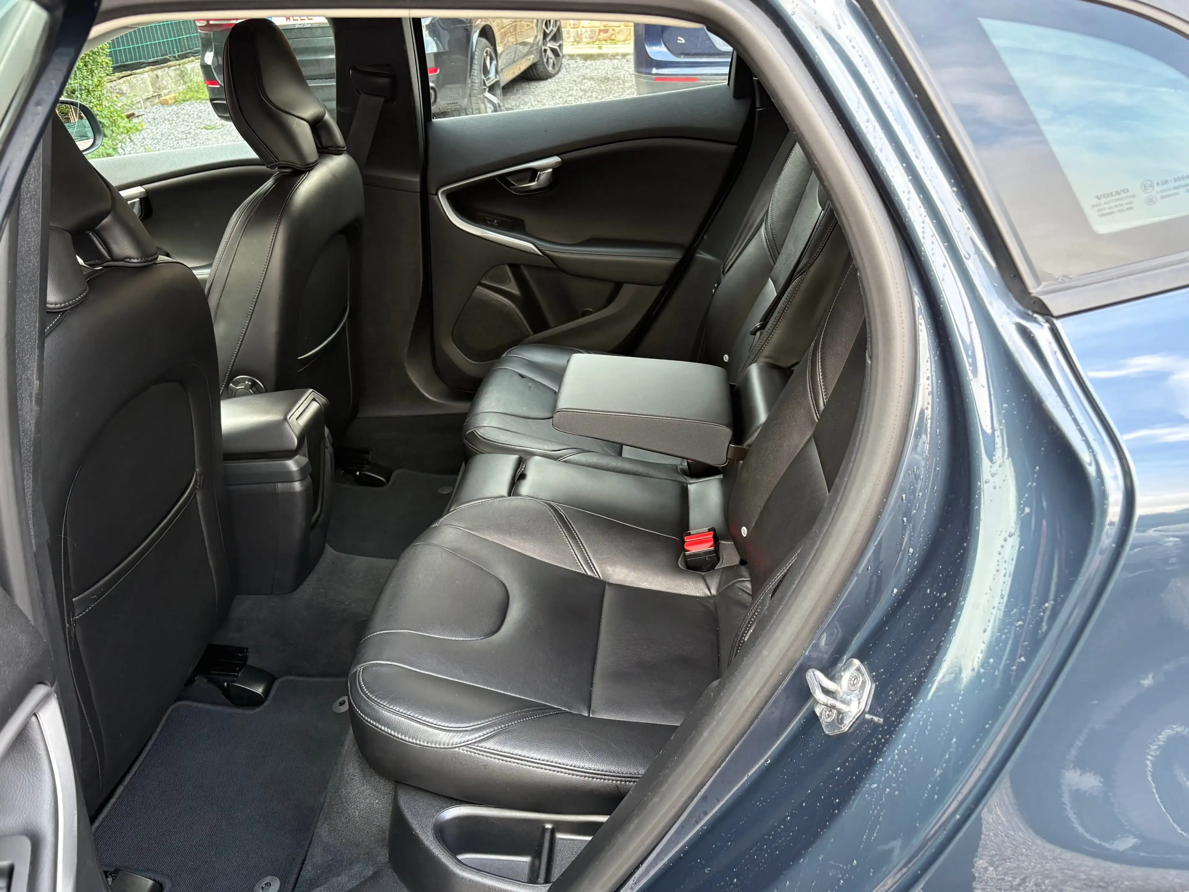 Volvo V40 Facelift-2.0d-88kw-Euro6b-Cuir-Led-Gps-Cruise Control-Attache Remorque...Garantie 12mois! — photo 8