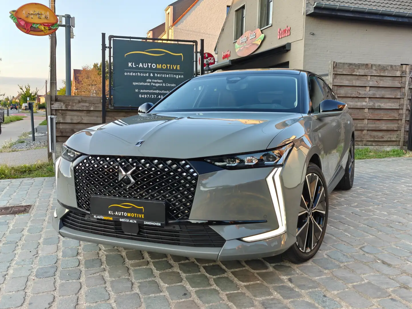 DS Automobiles DS 4 La Première E-TENSE 225 Grijs - 1