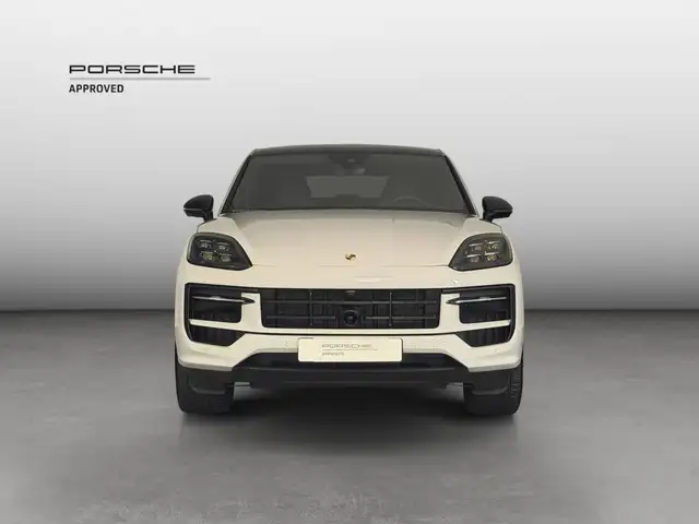 Porsche Cayenne view 8