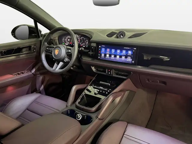 Porsche Cayenne view 10